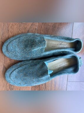 New without Box Anniel Teal Suede Loafers with Gold Sparkle